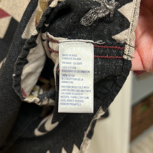 American Eagle outfitters classic fit heritage longsleeved men’s XL shirt - Picture 3 of 3